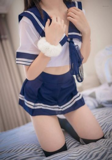 久久久精品婷奶_BD超清在线观看