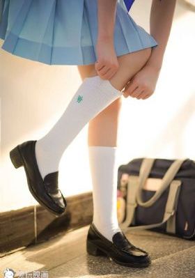 日本裸体熟女_BD英语高清迅雷在线观看