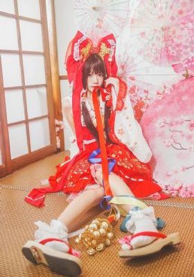 美女视频综合网_BD手机免费观看完整
