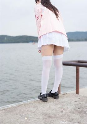 嫩草在线播放_BD英语高清完整版